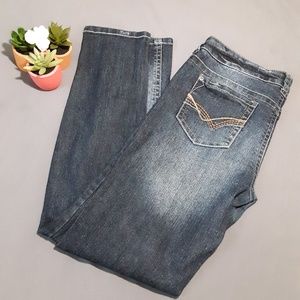 Ladies Wallflower Size 13 Jeans. Cute!